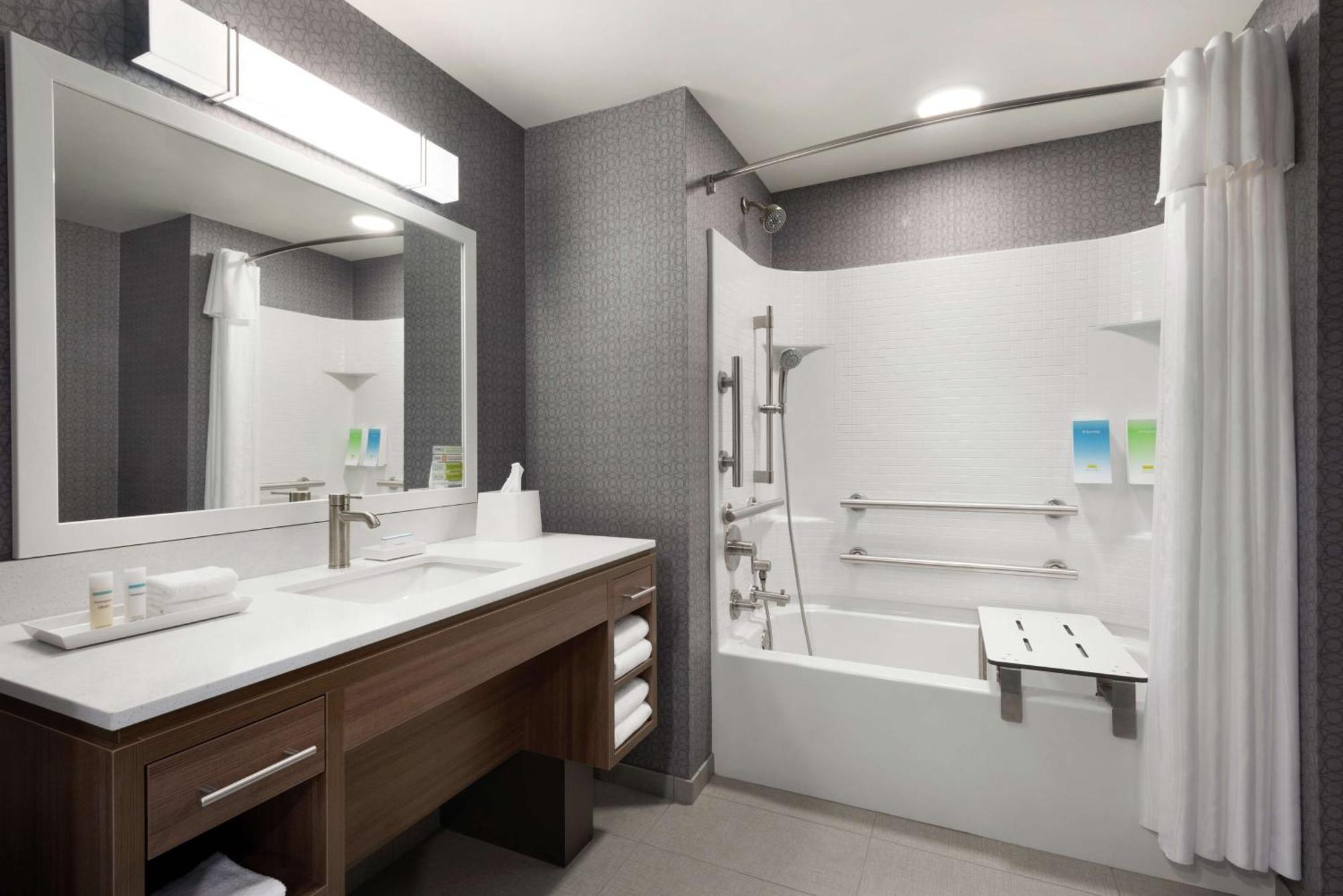 Home2 Suites By Hilton Madison Central Alliant Energy Center Esterno foto